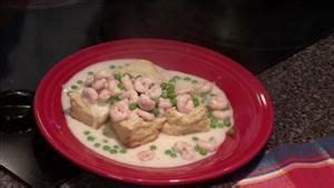 Linda Bean's Maine Lobster's Shrimp Wiggle | wcsh6.com | Maine lobster, Shrimp recipes, Food