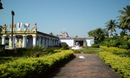 Sri Venugopala Swamy Temple Bobbili (History, Timings, Images)