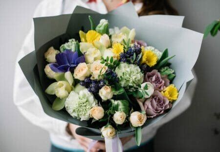 15 Best Miami Flower Delivery Services (2022) - Petal Republic