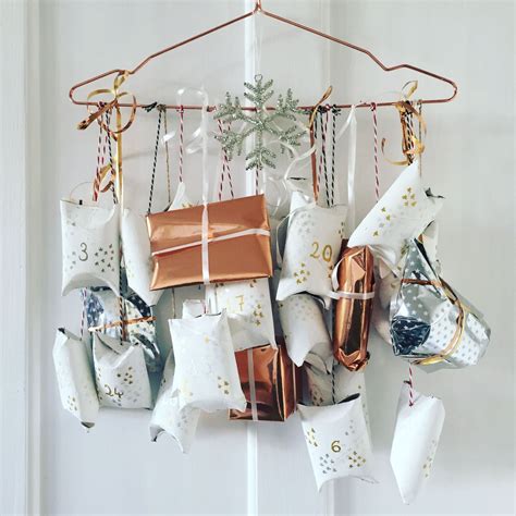 HOW TO MAKE A BEAUTY ADVENT CALENDAR – Just Lovely Little Things