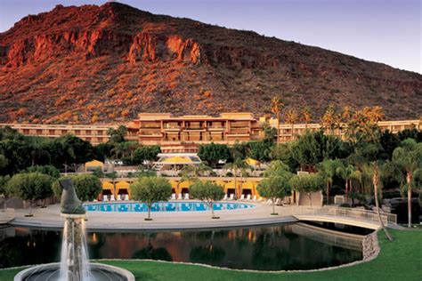 The Phoenician - Scottsdale, Arizona - 5 Star Luxury Resort Hotel