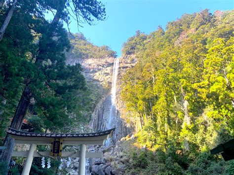 Nachi Falls (那智の滝): Japan's Largest Vertical Drop Waterfall, Standing ...