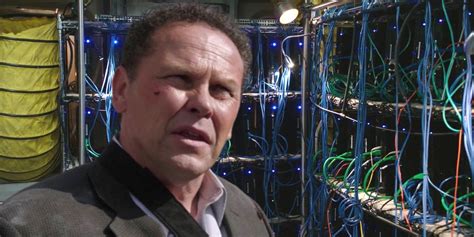 Person of Interest: Why Fusco Didn't Know About The Machine Until Season 5