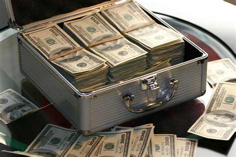 The Secret Cash Stash: When to Hide Your Money