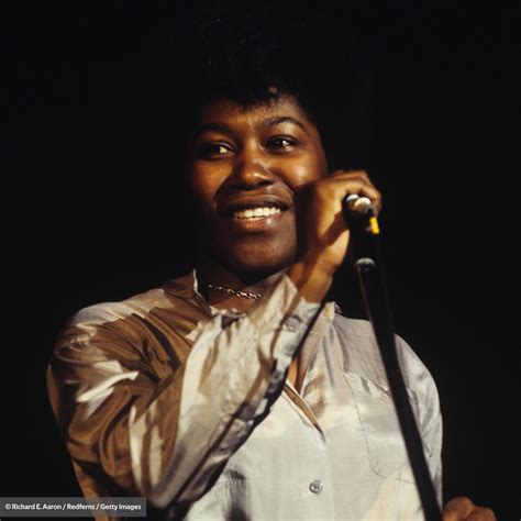 Joan Armatrading - Télécharger et écouter les albums.