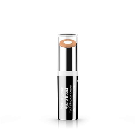 The 14 Best Concealers for Dry Skin Makeup Artists Swear By | Who What Wear