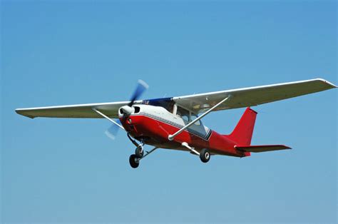 small plane - Endura Aviation