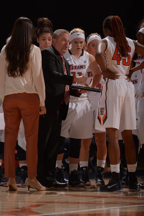 Cal State Fullerton women’s basketball coach takes team to Montana, where his coaching journey ...