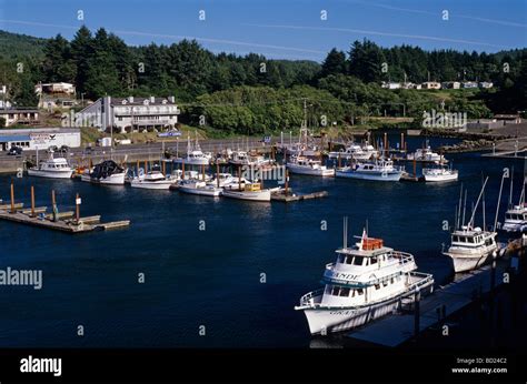 Archive historical, Coast Highway 101 along the Oregon Coast marina ...