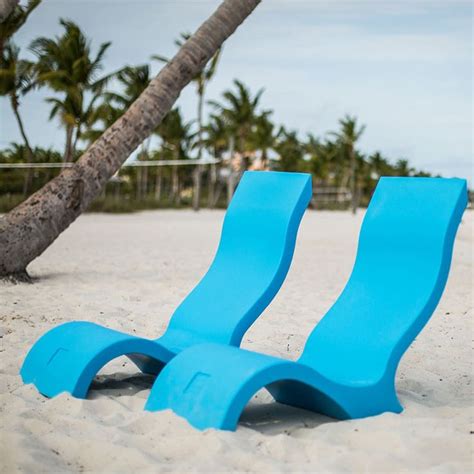 Ledge Lounger Signature Chair - Luxury Pool & Patio Furniture | Pool lounge chairs, Pool patio ...