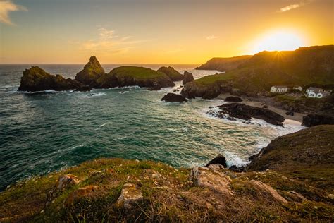 Sunset at Kynance Cove, Cornwall, South West England | Flickr