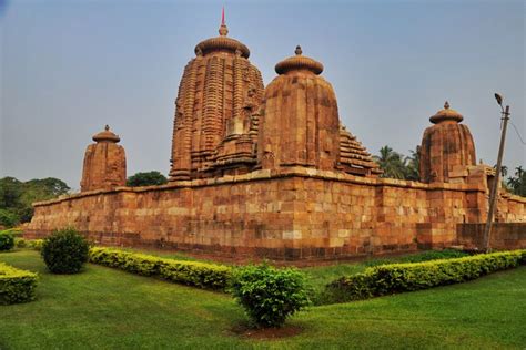 7 Top Temples in Bhubaneshwar, Odisha