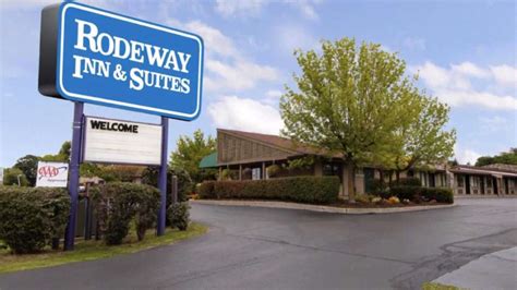 Rodeway Inn and Suites SYR Airport Parking | Way.com