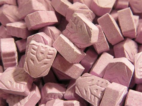 European Molly Looks Cooler Than American MDMA Because Superman is a Brand | Inverse