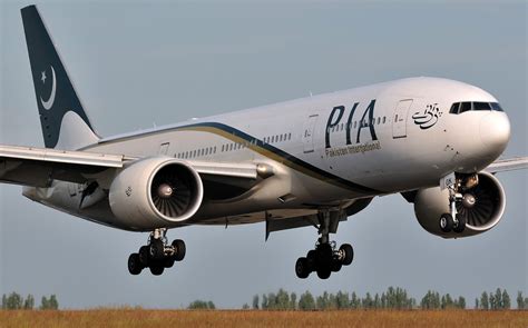 PIA Lahore-Toronto flight diverted because toilets were choked