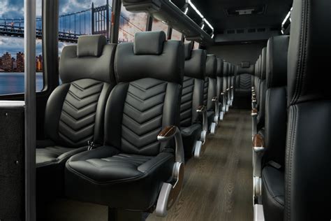 Private Shuttle Bus Services Minneapolis MN | Executive-Class