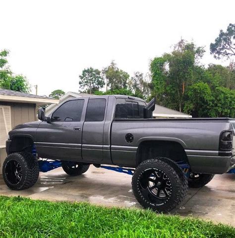 Lifted 2Nd Gen Cummins : ONE BAD 2ND GEN #CUMMINS #24x14 #lifted #mint ...