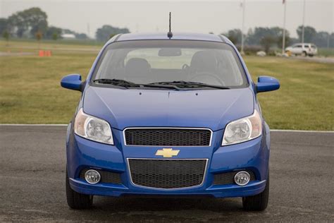 2011 Chevrolet Aveo Specs, Price, MPG & Reviews | Cars.com