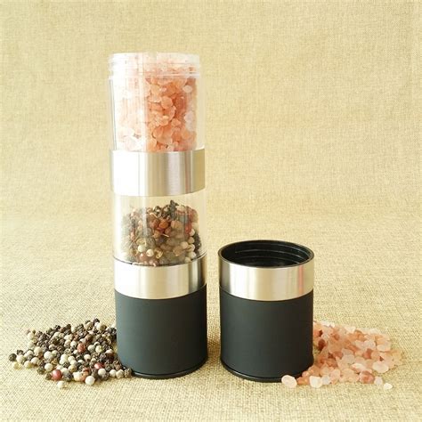 2 in 1 salt and pepper mill set