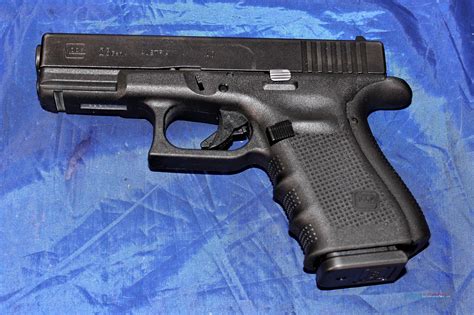 Glock 23 Gen 4 Compact .40 cal for sale at Gunsamerica.com: 986999348