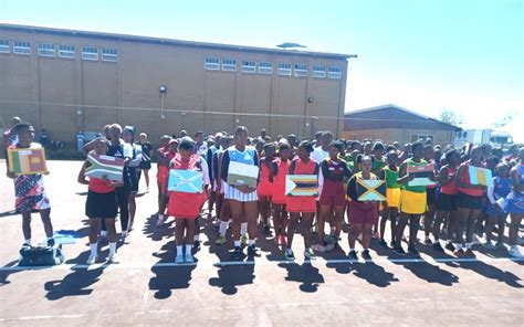 Netball teams in Netball Mini World Cup awareness | Sedibeng Ster