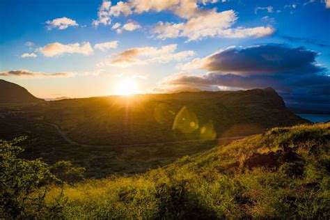 The Best Hikes in Oahu You Won't Want To Miss| GearJunkie