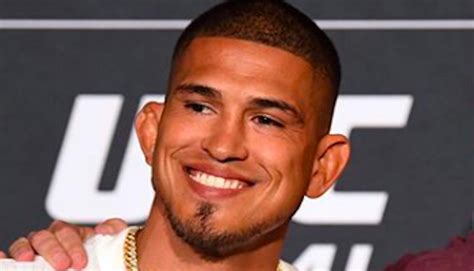 Anthony Pettis signs with PFL | BJPenn.com