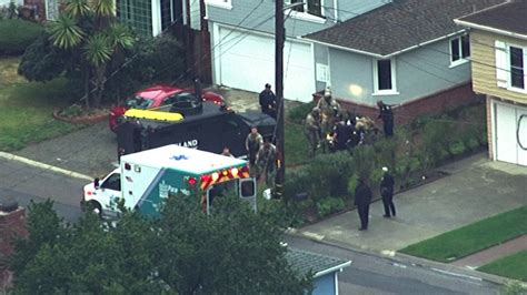 Shooting suspect 'disarmed and detained' in Oakland, CA - ABC7 Chicago