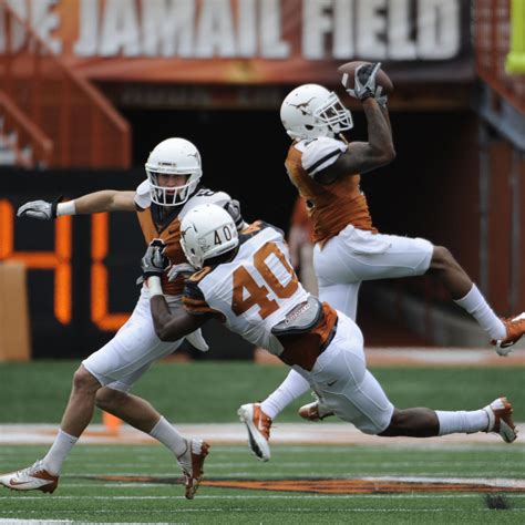 The Latest Texas Longhorns NCAA Football News | SportSpyder