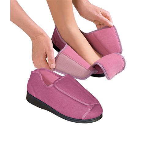 Silvert's Women's Extra Extra Wide Slippers | London Drugs