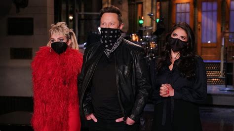 Elon Musk Brings Controversy to SNL - globaltv