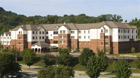 Brookdale Senior Living expanding, adding 162 jobs