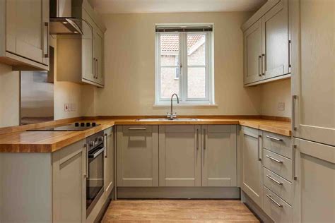 What Does A Kitchen Fitting Service Cost in 2023? | Checkatrade