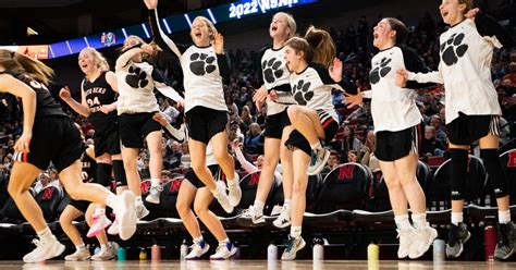 Titles and tears at the first day of NSAA state basketball finals