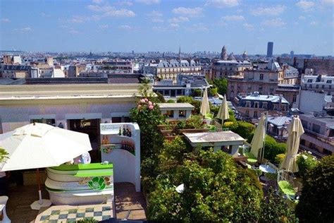 Hotel Raphael Rooftop Bar is one of the best places to party in Paris