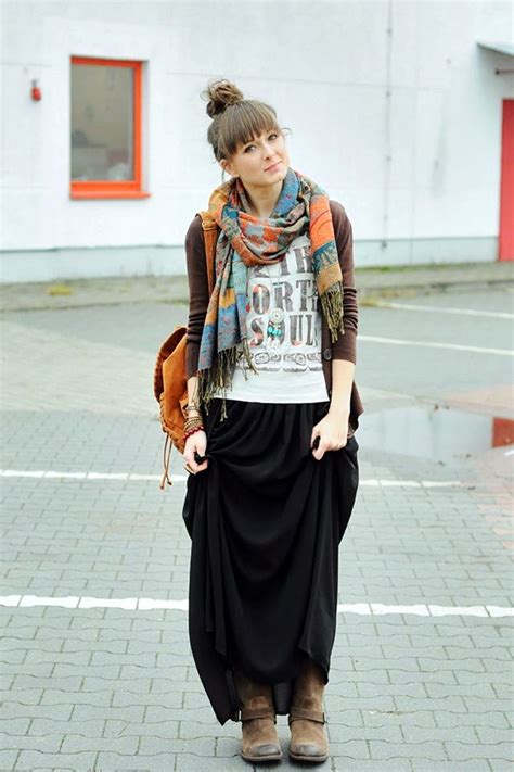 45 Scarf Outfit Ideas to try this Winter