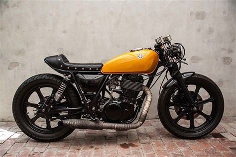 yamaha rx 100 cafe racer - Buscar con Google Yamaha Cafe Racer ...