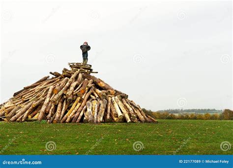 Guy Fawkes Bonfire Royalty-Free Stock Photo | CartoonDealer.com #22177089