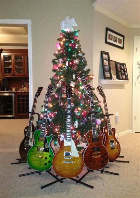 FUCKYEAHGUITARS. : Photo | Unique christmas trees, Unique christmas ...