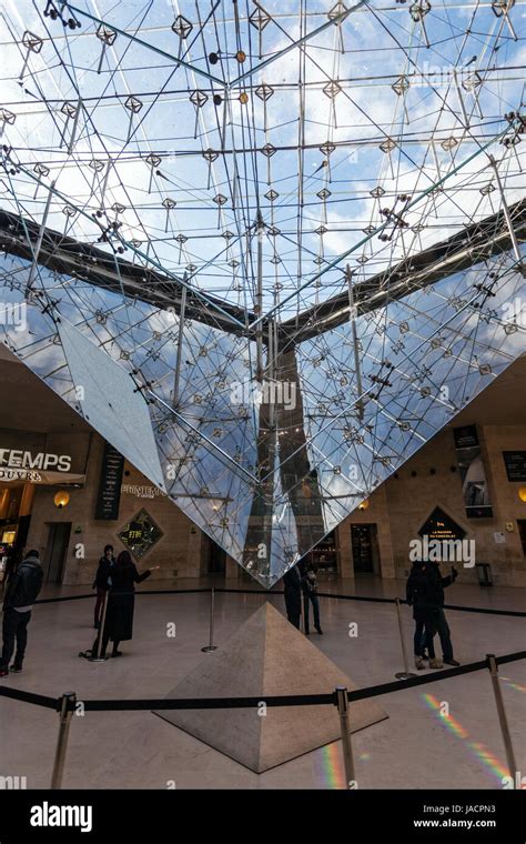 Carrousel du louvre hi-res stock photography and images - Alamy