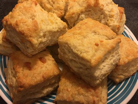 Homemade Flaky Biscuits – MyDeliciousFood.com