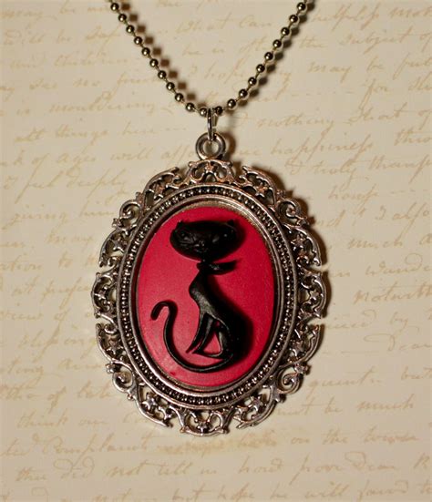 Black Cat cameo pendant | Cat jewerly, Pendant, Cameo pendant