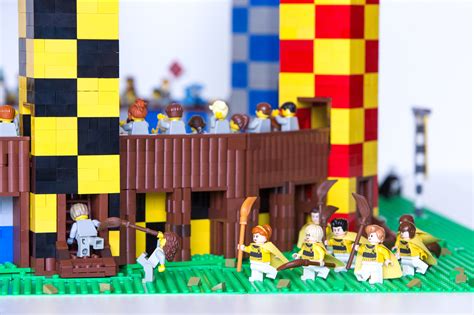 Harry Potter and the Hogwarts Quidditch pitch - LEGO Licensed - Eurobricks Forums