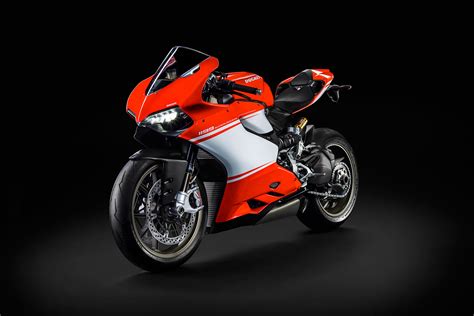 DUCATI 1199 Superleggera (2014-2014) Specs, Performance & Photos ...