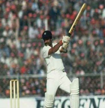 Gundappa Viswanath Wiki, Height, Age, Wife, Children, Family, Biography ...