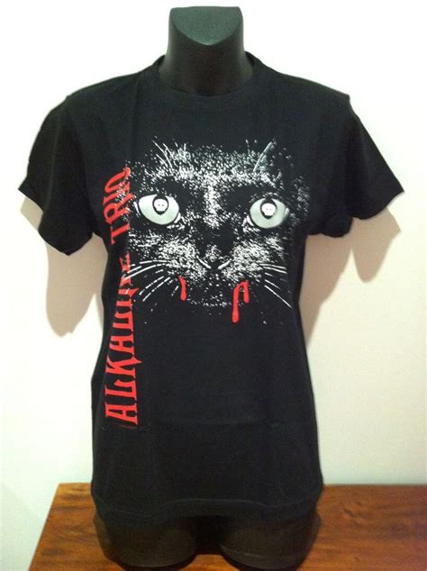 ALKALINE TRIO Cat Fangs T-SHIRT NEW OFFICIAL MERCH Womens Fitted Medium (10) | Shirts, Silly ...