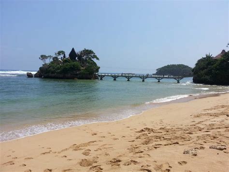 9 Beautiful Beaches in Batam For An Easy Escape