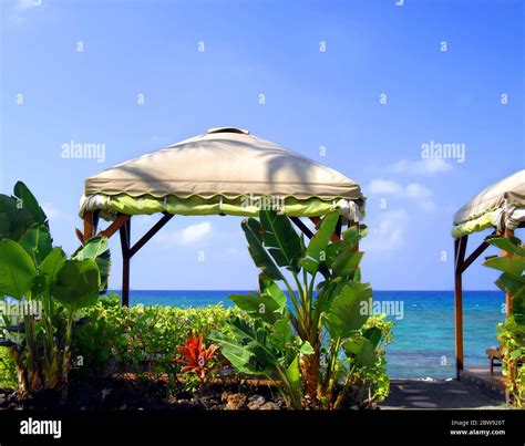Hawaii ocean massage hi-res stock photography and images - Alamy