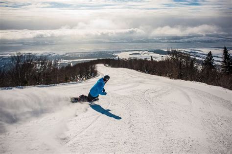 The Top 10 Canadian Ski Resorts | Ski resort, Skiing, Mont sainte anne