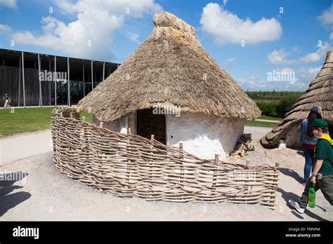 Stone age hut hi-res stock photography and images - Alamy